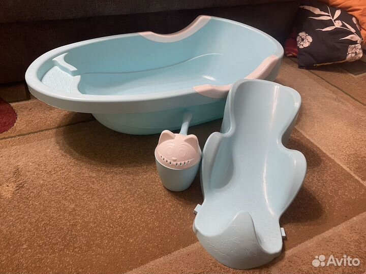 Ванночка для купания с горкой