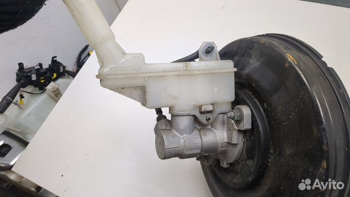 Цилиндр тормозной главный Nissan Juke