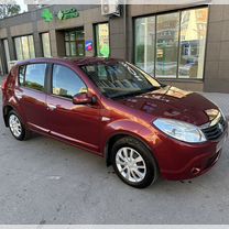 Renault Sandero 1.6 MT, 2011, 145 173 км, с пробегом, цена 685 000 руб.