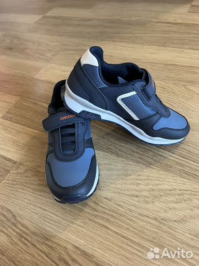Кроссовки на мальчика geox, 33