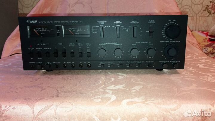 Усилитель Yamaha C-1