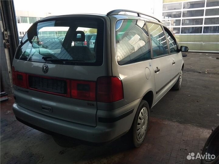 Разбор на запчасти Volkswagen Sharan 2000-2010