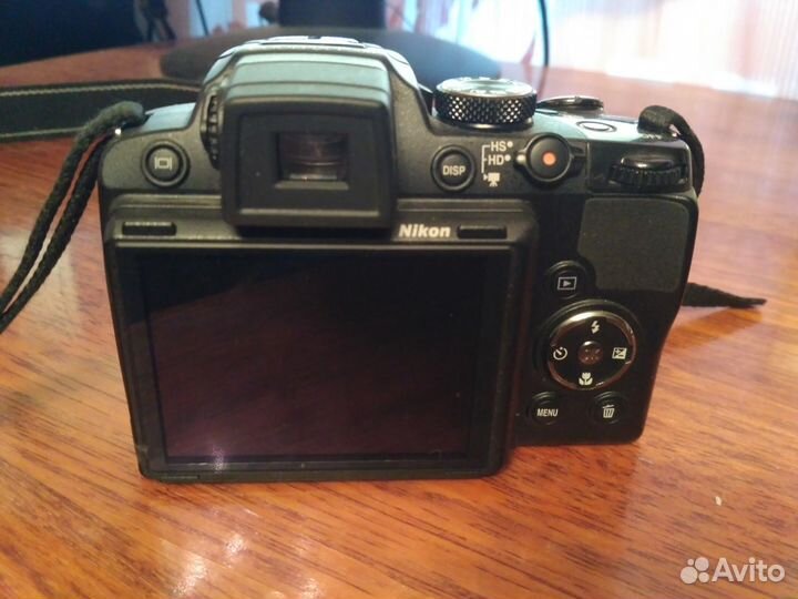 Nikon coolpix P500