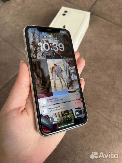 iPhone 11, 64 ГБ