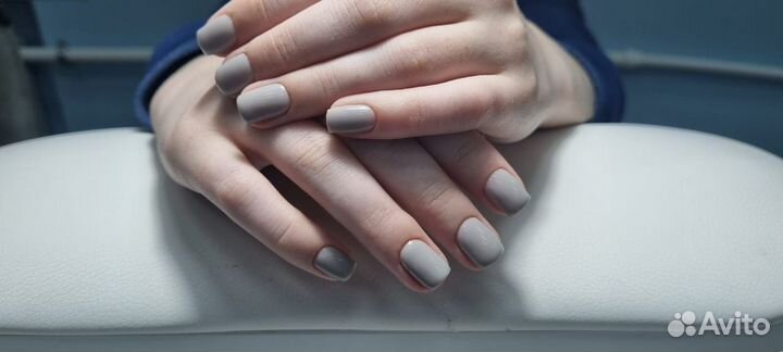 Модель на маникюр