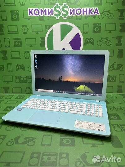 Ноутбук Asus I3-6006/4/ssd250 а.2476