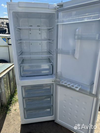 Холодильник Samsung Nofrost