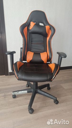 Кресло игровое компьютерное