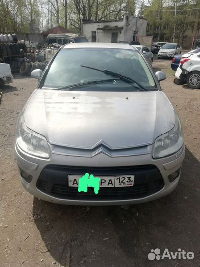 Кулак поворотный передний правый Citroen C4 1