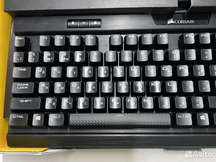 Клавиатура Corsair K70 RGB MK.2