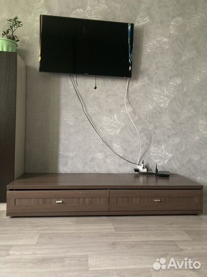 Тумба под телевизор