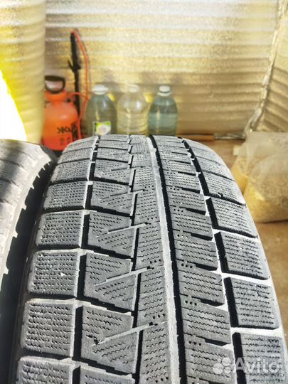 Bridgestone Blizzak Revo GZ 205/55 R16