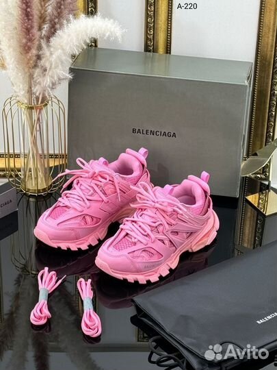 Кроссовки Balenciaga Track Pink
