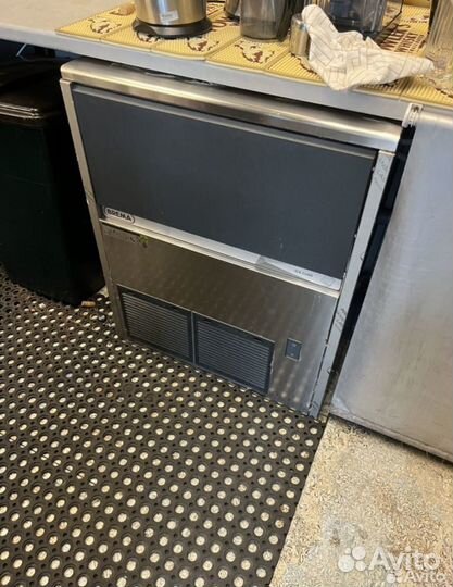 Льдогенератор brema cb 840w