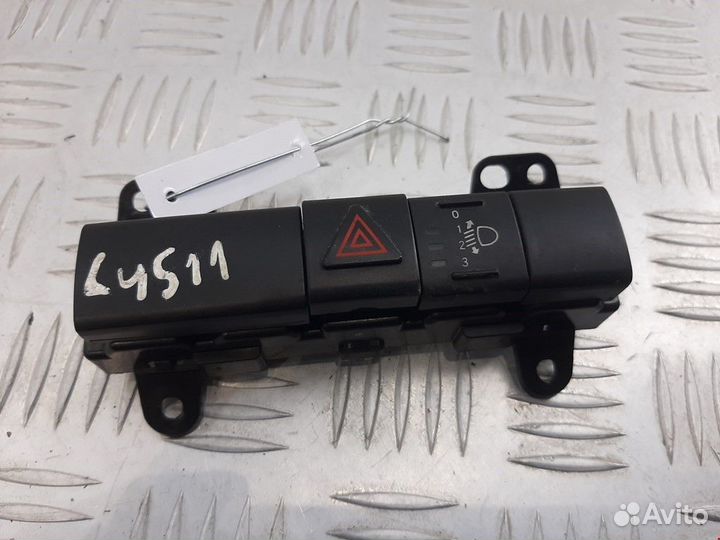 Кнопка аварийной сигнализации Dodge Caliber 2006