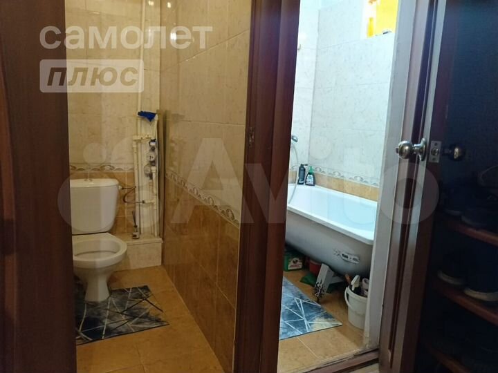 4-к. квартира, 70 м², 5/5 эт.