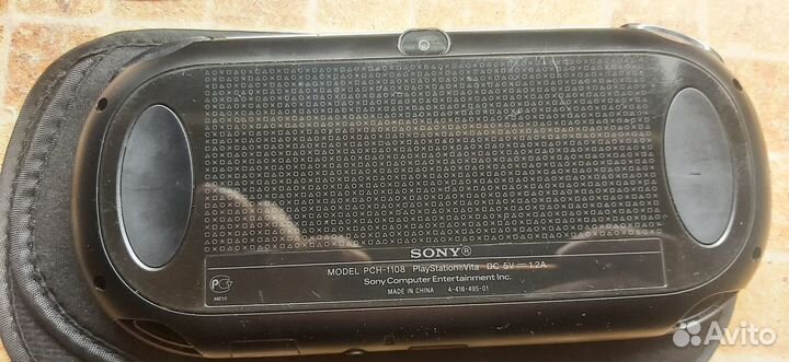 Sony psp прошитая, много игр