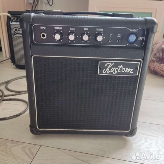 Басовый комбоусилитель kustom KXB1