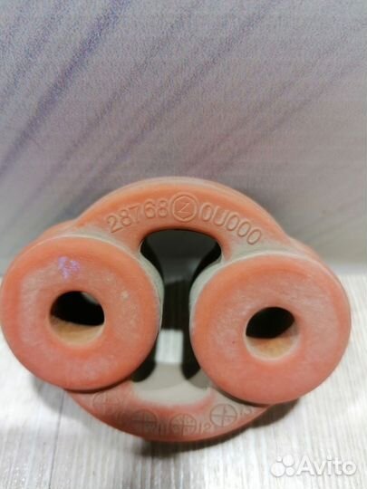 Кронштейн крепление глушителя Kia RIO 3