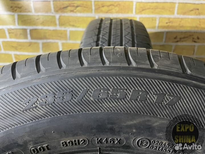 Michelin Latitude Tour HP 235/65 R17 104V