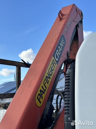 Mitsubishi Fuso Canter с КМУ, 2012