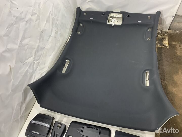 Обшивка потолка Mercedes w213