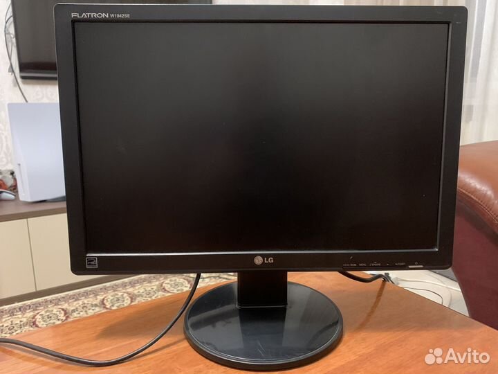 Монитор ЖК 19