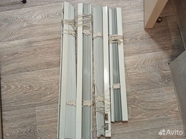 Жалюзи горизонтальные бу