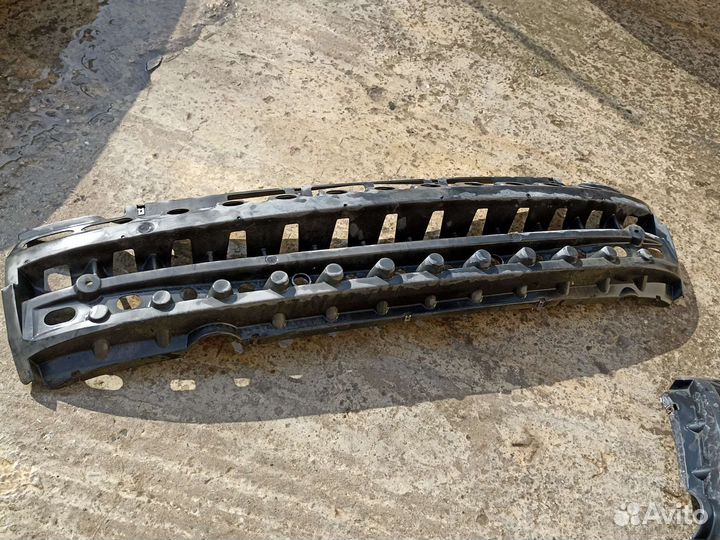 Бампер priora1 задний и передный