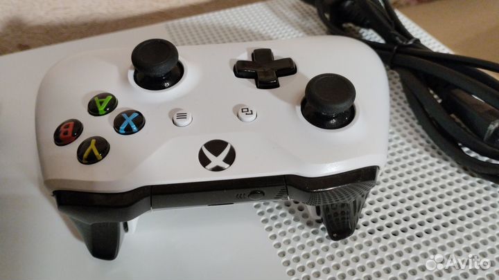 Диски на xbox one S 500 Гб