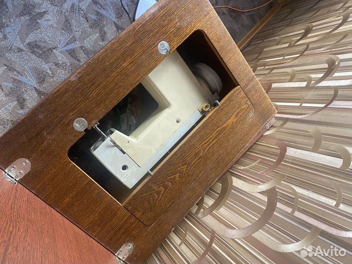 Швейная машинка