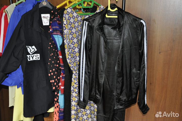 Пакет одежды для девушки или подростка