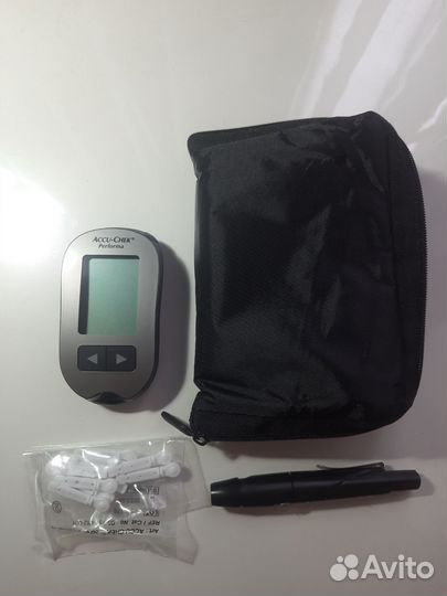 Глюкометр Акку-Чек Перформа новый