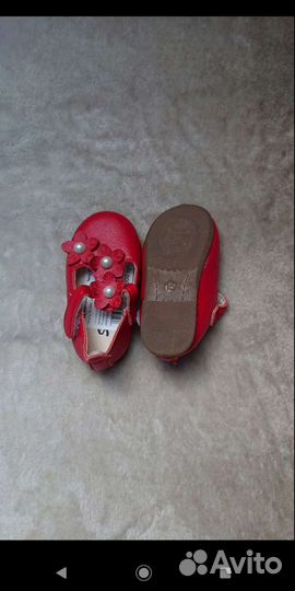 Туфли новые для девочки 15размер