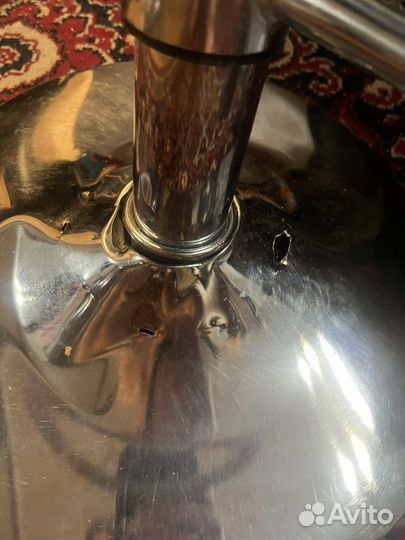 Барный стул на газлифте