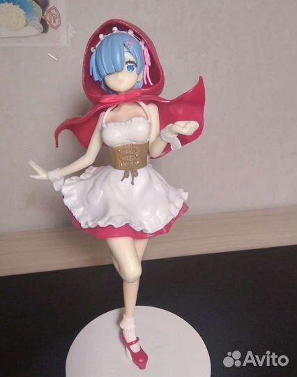 Аниме фигурка Рем