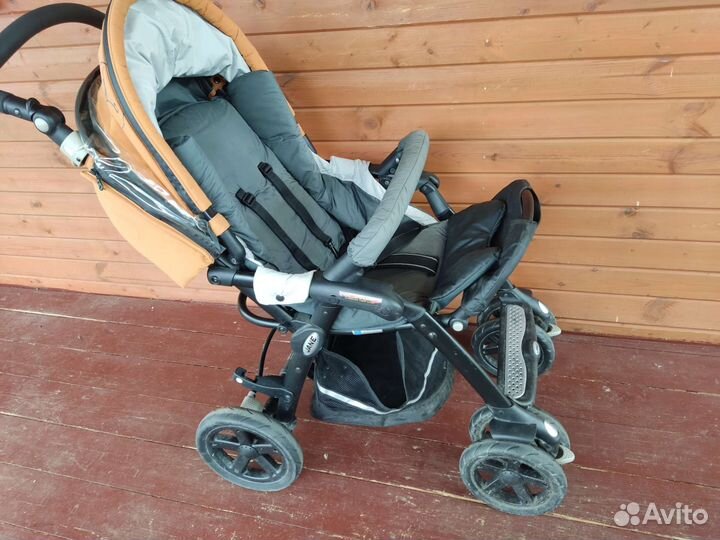 Прогулочная коляска Jane
