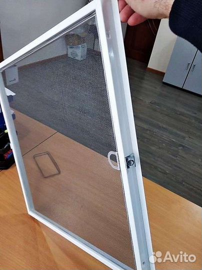 Москитные сетки на окна