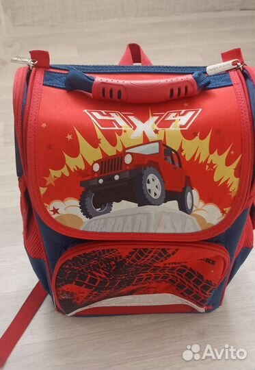 Школьный рюкзак