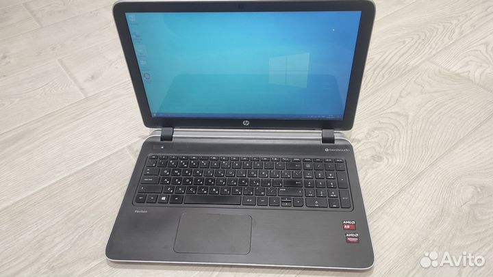 Ноутбук HP 15-p202ur