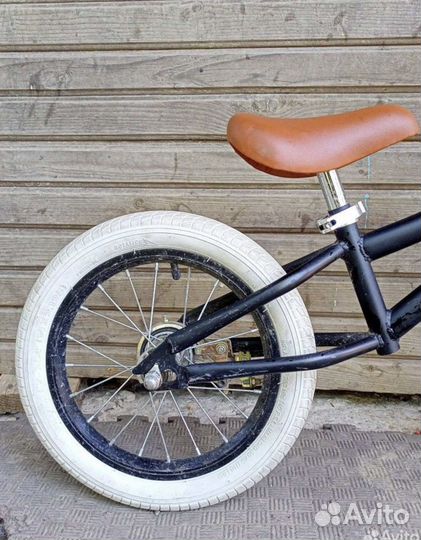 Беговел Pituso Orbita с тормозом