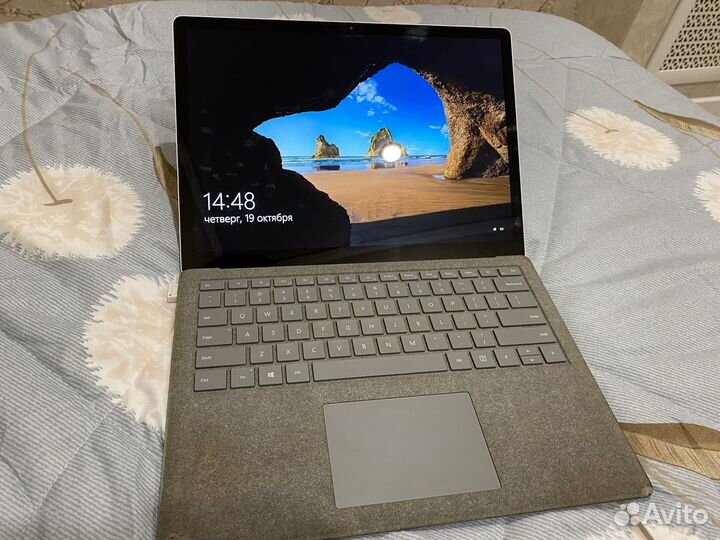 Microsoft surface laptop