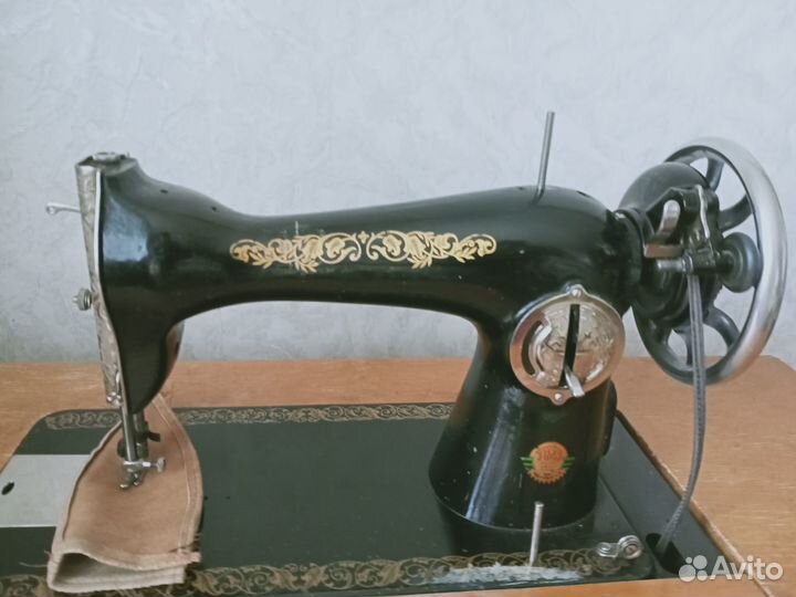 Швейная машинка ножная. Подольск