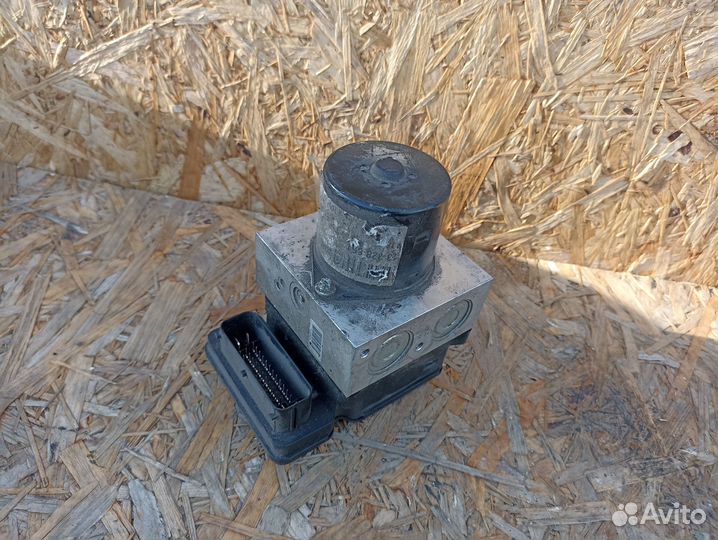 Блок ABS Opel Insignia