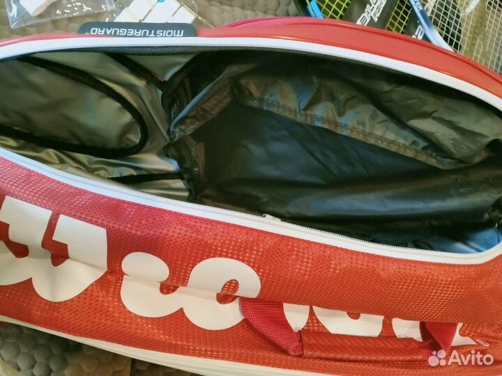 Теннисная сумка Wilson на 9 ракеток
