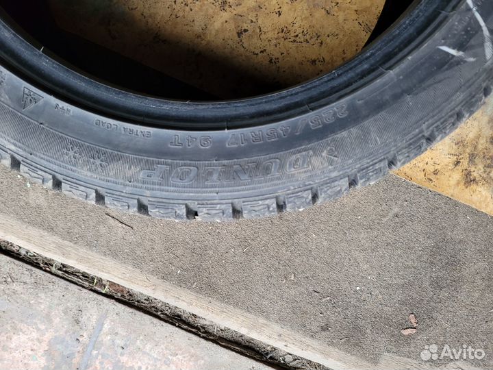 Dunlop SP Winter Ice 02 225/45 R17