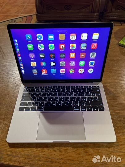Macbook pro 13 2017 256gb