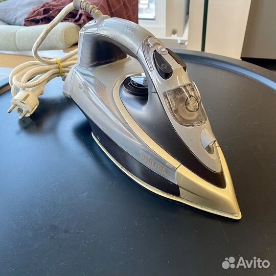 Утюг Philips Azur GC4870