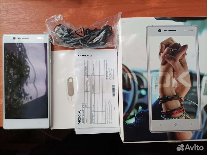 Мобильные телефоны Nokia 3