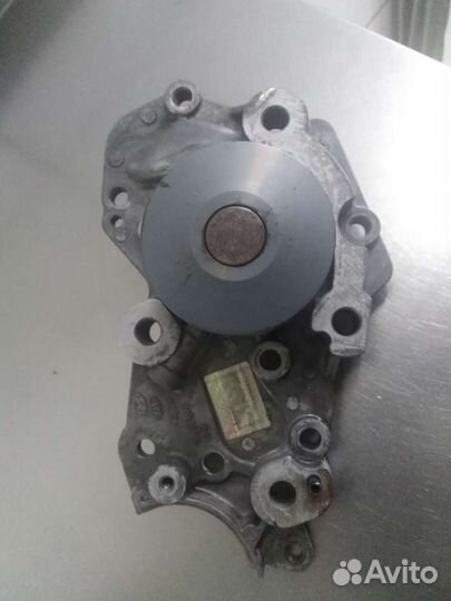 Помпа на hyundai